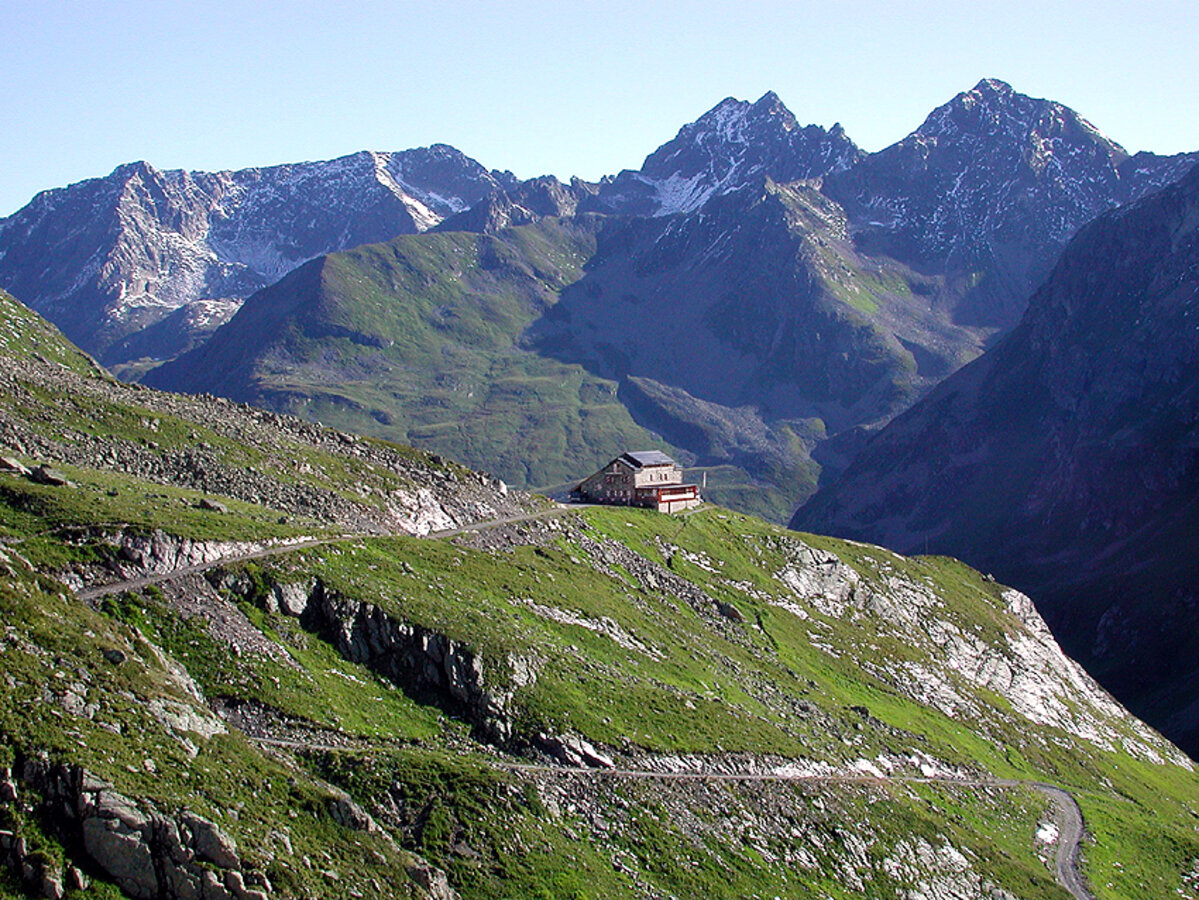 Darmstädter Hütte mit Moostal | © Archiv Sektion